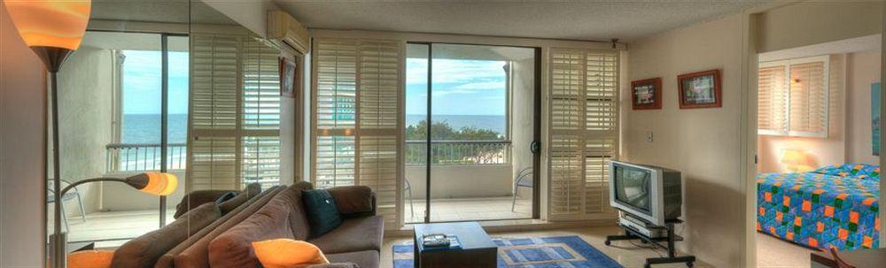 President Holiday Apartments - Absolute Beachfront Gold Coast Bagian luar foto